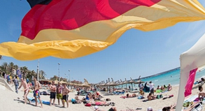»Urlaub ist so ziemlich das Letzte, worauf die Deutschen verzichten würden, wenn es ihnen finanziell schlechter geht«, sagt DRV-Präsident Jürgen Büchy