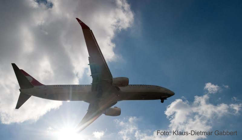 Bestätigt, dann storniert Passagier muss nicht zum Schalter