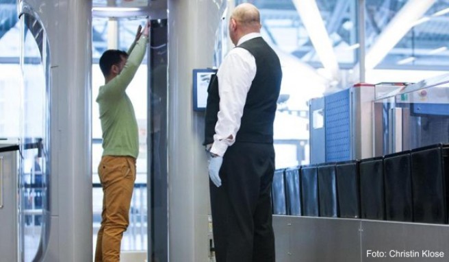 Sicherheit Vorbereiten auf die Flughafenkontrolle 