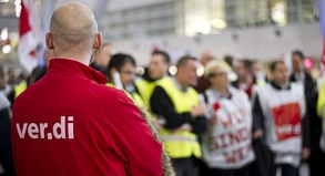 Einmal mehr wird die Geduld der Passagiere an den Flughäfen Düsseldorf und Köln/Bonn auf die Probe gestellt.##Foto: Daniel Naupold Einmal mehr wird die Geduld der Passagiere an den Flughäfen Düsseldorf und Köln/Bonn auf die Probe gestellt.