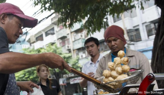 Bangkok Straßenküchen sollen verboten werden