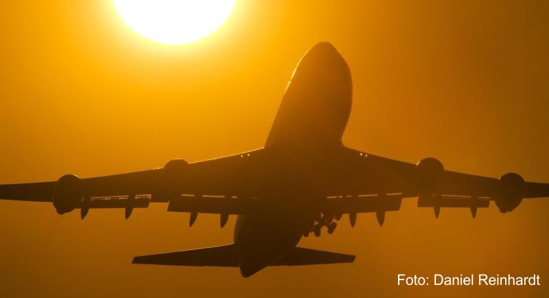 Im Flugzeug  Wo sind Turbulenzen weniger?