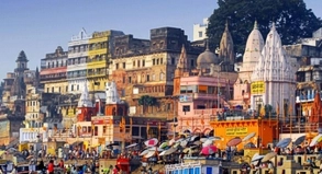 Einmal im Leben nach Indien - aber Angst vor der großen Reise? Die Nachfrage nach ärztlich begleiteten Reisen steigt
