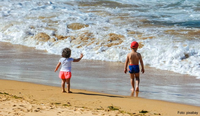 Wer mit der ganzen Familie Fernreisen unternehmen will, der muss ganz anders planen als bei normalen Urlauben