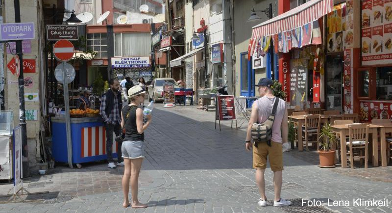 Nach Anschlägen  Weniger Deutsche reisen in die Türkei