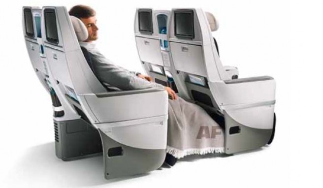 Die Fluggesellschaften rüsten zunehmend ihre Kabinen mit einer vierten Sitzplatzklasse aus