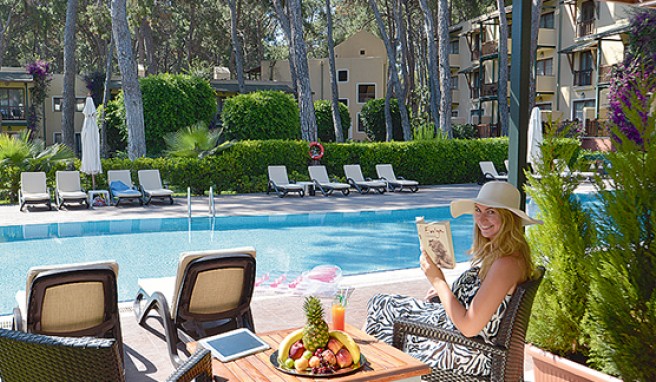 Über den weißen Dächern von Bodrum thront das elegante Small Luxury Hotel »The Marmara Bodrum«##Foto: The Marmara Bodrum Über den weißen Dächern von Bodrum thront das elegante Small Luxury Hotel »The Marmara Bodrum«
