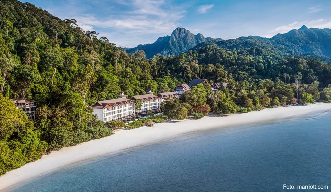 Eingebettet zwischen tropischem Regenwald und der feinsandigen Datai-Bucht liegt das Luxusresort »The Andaman«