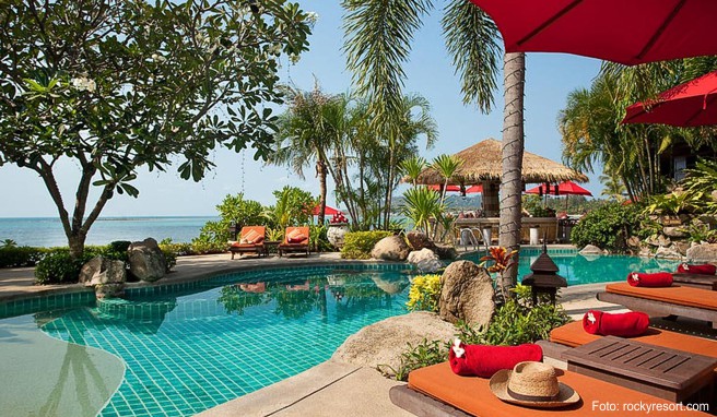 In einer kleinen Buch unweit von Lamai Beach auf Koh Samui liegt »Rocky's Boutique Resort«