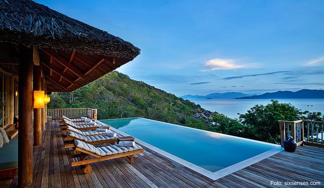 Auf die Gäste im »Six Senses Hideaway« in Vietnam wartet eine private Beach Villa mit Außenbad, Sonnenterrasse und Pool