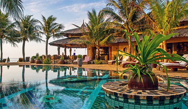 Poolbereich des »Mia Resorts« in Mui Ne / Vietnam##Foto: ©MiaResort Poolbereich des »Mia Resorts« in Mui Ne / Vietnam