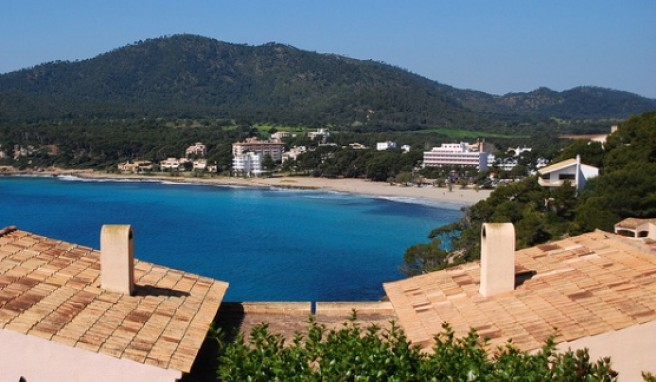 Canyamel liegt lediglich ein paar Kilometer entfernt von Cala Ratjada und spiegelt doch ein ganz anderes Mallorca.