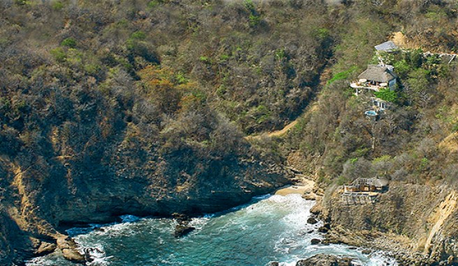 An einem Steilhang geklebt: »Casa Sol Zipolite«