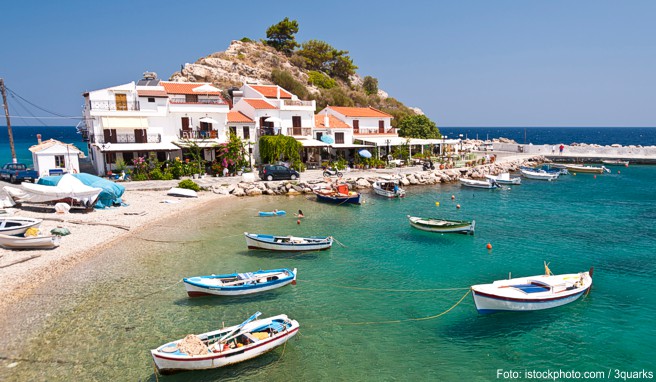 Der kleine Touristenort Kokkari ist auf der griechischen Insel Samos ein beliebtes Urlaubsziel##Foto: istockphoto.com / 3quarks Der kleine Touristenort Kokkari ist auf der griechischen Insel Samos ein beliebtes Urlaubsziel