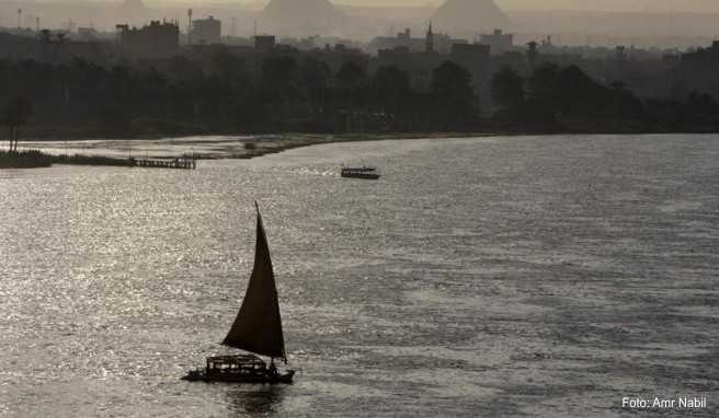 Bei der Einreise nach Ägypten müssen Urlauber darauf achten, dass ihr Reisepass oder Personalausweis noch mindestens sechs Monate gültig ist