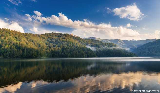 GEHEIMTIPP FÜR NATURFANS  Aserbaidschans faszinierende Seenlandschaft