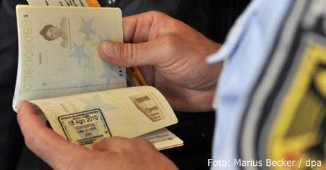 Was genau pr&uuml;ft eigentlich der Grenzbeamte? Ausweiskontrolle