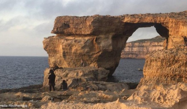 Insel Gozo  Berühmtes Felsentor auf Malta ist eingestürzt