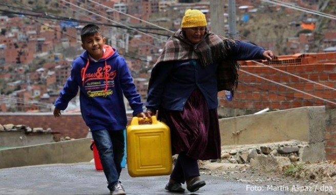 Bolivien  Wasserknappheit - Hotel kontaktieren