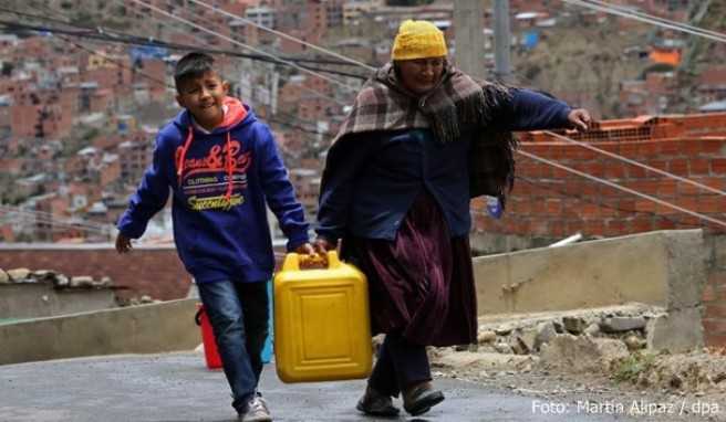 Bolivien  Wasserknappheit - Hotel kontaktieren