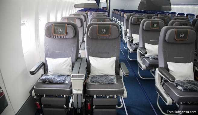 Nachbarsitze an Bord in der Economy Class und Premium Economy Class bleiben frei