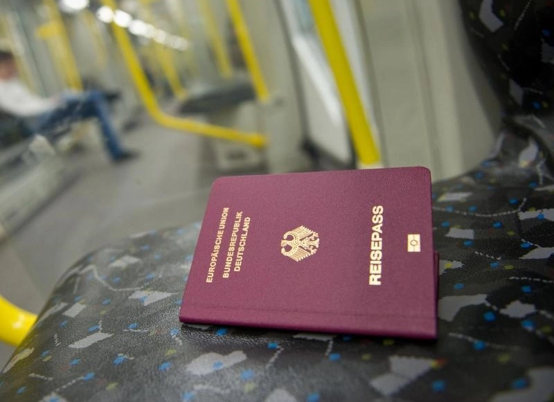 Reisefreiheit: Deutschland hat den wertvollsten Pass der ...