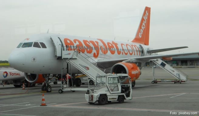 Bei Easyjet kann zusätzlich ein Sitzplatz mit mehr Beinfreiheit hinzugebucht werden