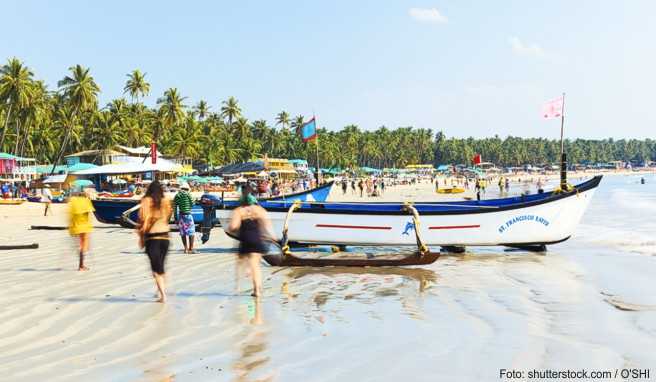 Nicht weit von Mumbai entferntliegen die Strände Goas, wie die sichelförmige Bucht von Palolem