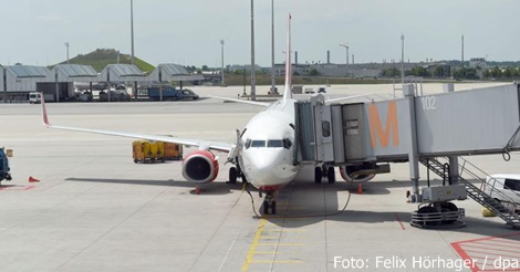 Reiserecht: Airline haftet nicht bei Sturz auf Fluggastbr...