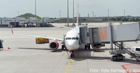 Reiserecht  Airline haftet nicht bei Sturz auf Fluggastbrücke