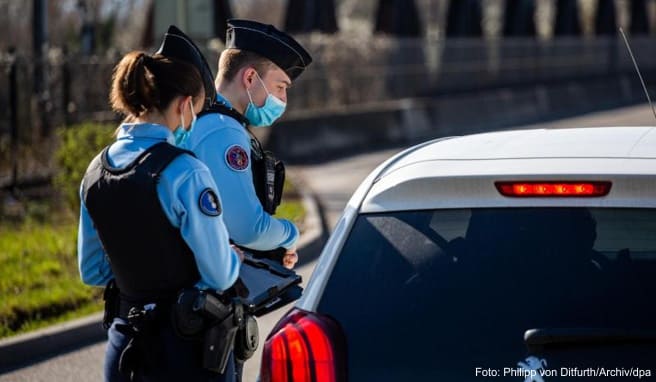 Frankreich-Urlaub Einreise für Geimpfte ohne PCR-Test möglich