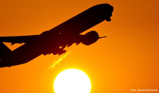 Ab in die Sonne: Wer früh bucht, dem räumen Reiseveranstalter oft große Rabatte ein