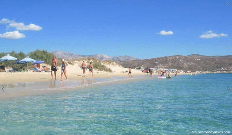 Der Pláka Beach vor dem »Sea Melody« hat wirklich Klasse