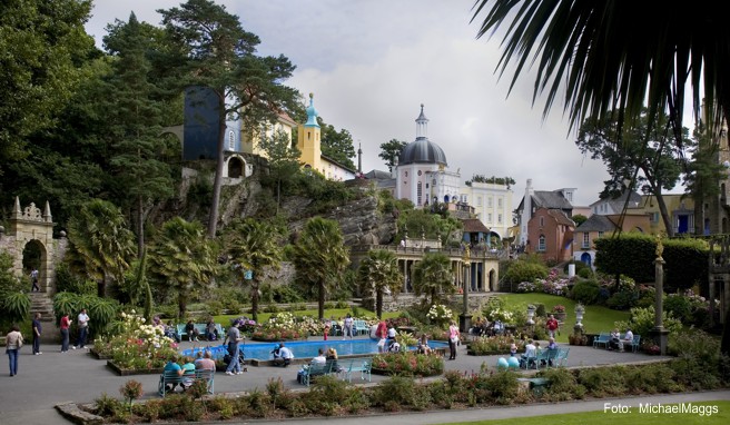 Blick auf den Hauptplatz von Portmeirion