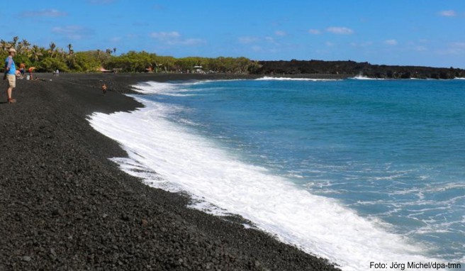 Vulkane haben auch schöpferische Kräfte. In Pohoiki hat der Kilauea durch den Ausbruch 2018 zwei Kilometer neue Küstenlinie und einen sagenhaften Badestrand geschaffen
