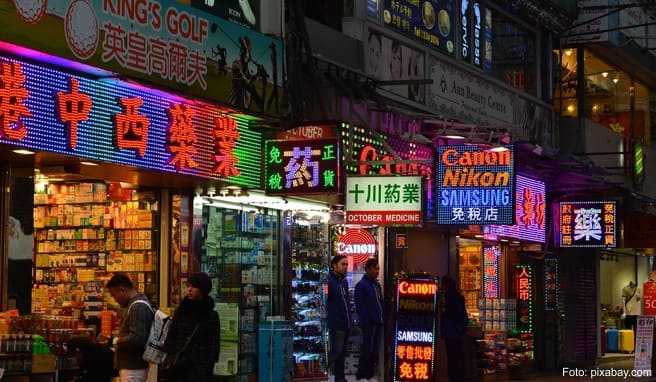 Metropolen wie Hongkong bei Nacht erleben - darauf muss man sich vorbereiten