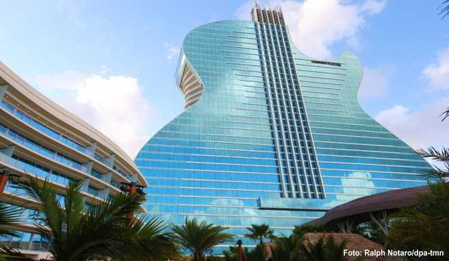 Hingucker in der Stadt Hollywood in Florida - dieses neue Hotel sieht aus wie eine Gitarre