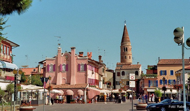 Italien  Alljährliches Fischfest am Strand von Caorle