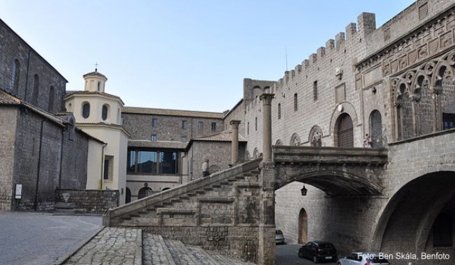 Fest der Heiligen Rosa  Turmtransport in der italienischen Stadt Viterbo