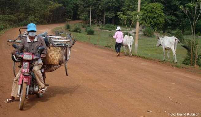 Die Strecke von Kampong Thom zu den Tempeln des versunkenen Königreichs Isanapura ist ländlich geprägt.