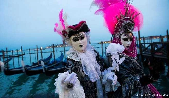 Der berühmte Karneval in Venedig wurde aus Sorge wegen der Ausbreitung des Coronavirus im Norden Italiens frühzeitig beendet Der berühmte Karneval in Venedig wurde aus Sorge wegen der Ausbreitung des Coronavirus im Norden Italiens frühzeitig beendet