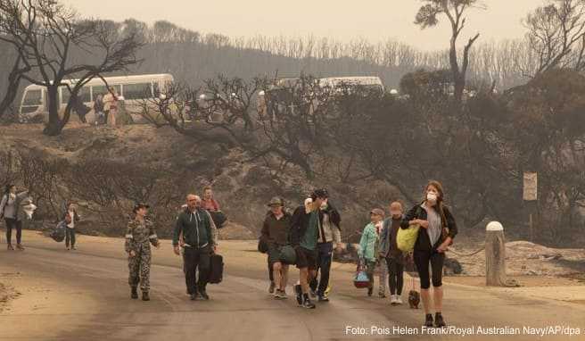 Im Südosten Australiens herrscht Katastrophenalarm: Tausende Menschen sind auf der Flucht vor den verheerenden Buschbränden