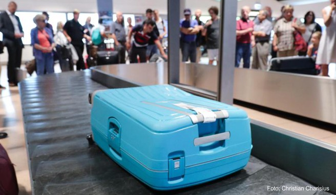 Gepäck-Wrapping  Warum den Koffer in Folie einwickeln?