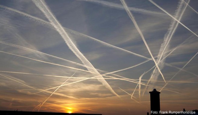 Neuordnung am Himmel  Wer übernimmt welche Air-Berlin-Strecken?