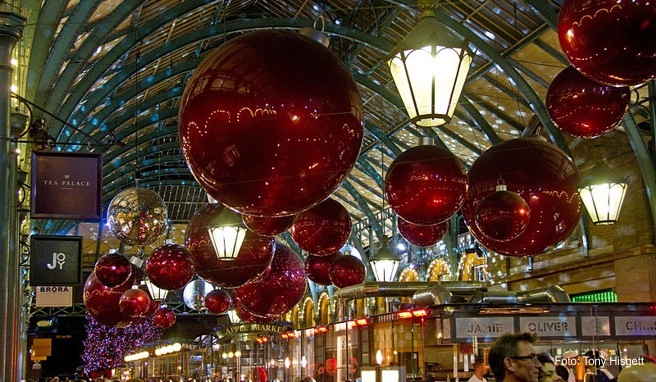 Weihnachtsdekoration in Covent Garden