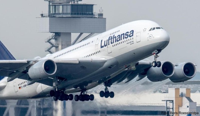 Lufthansa  Fluggesellschaft führt automatischen Check-in ein