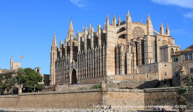 Die Kathedrale in Palma gehört zu den schönsten Sehenswürdigkeiten