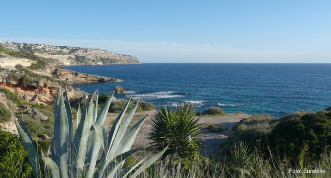 Radreisen  Vielseitiges Spanien, blühendes Madeira