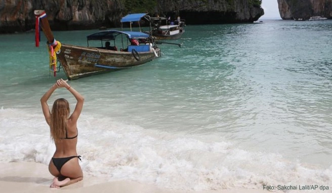 Die «Maya Bay» soll für mindestens zwei weitere Jahre nicht für Touristen zugänglich sein Die «Maya Bay» soll für mindestens zwei weitere Jahre nicht für Touristen zugänglich sein