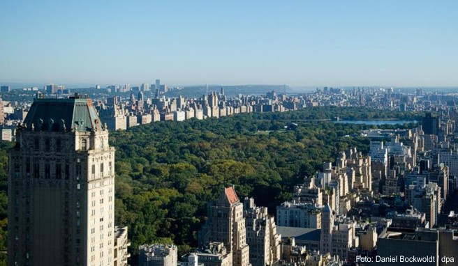 Blick auf den Stadtteil Manhattan und den Central Park. Am Ufer des Hudson River soll künftig ein Stadtstrand zum Flanieren einladen